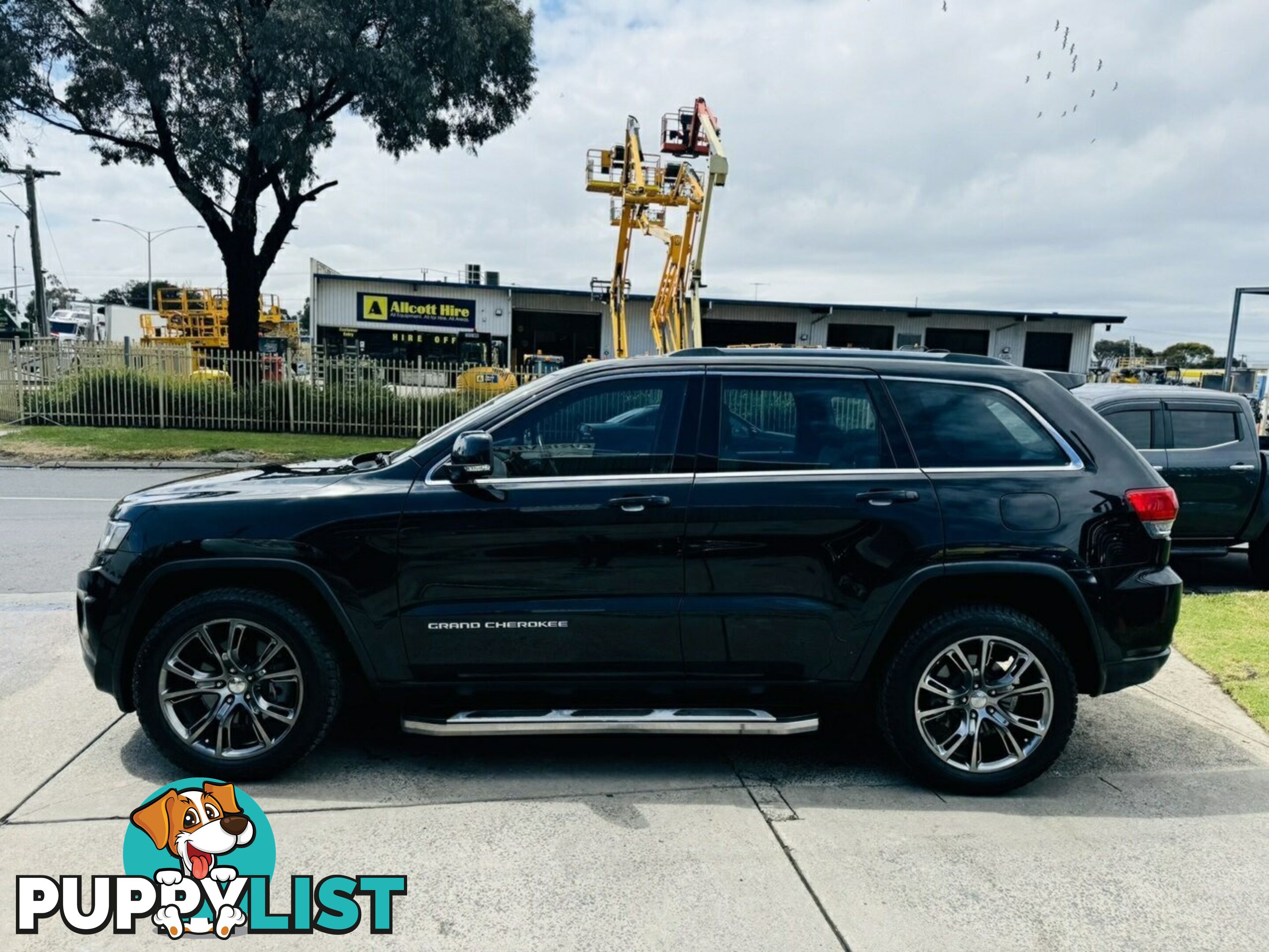 2013 Jeep Grand Cherokee Laredo (4x4) WK MY14 Wagon