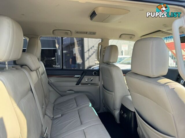 2007 Mitsubishi Pajero Exceed LWB (4x4) NS Wagon