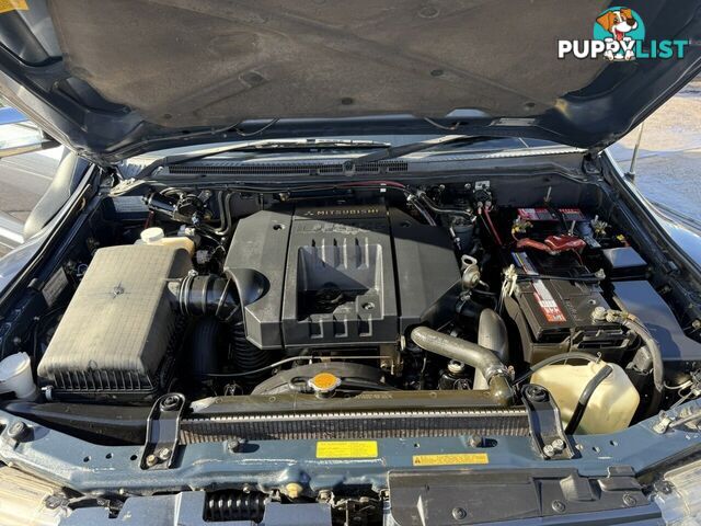 2005 Mitsubishi Pajero GLS Platinum NP MY05 Wagon