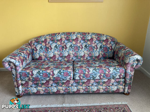 Quality &amp;#39;Mobilier&amp;#39; Sofa Bed. Rarely Used