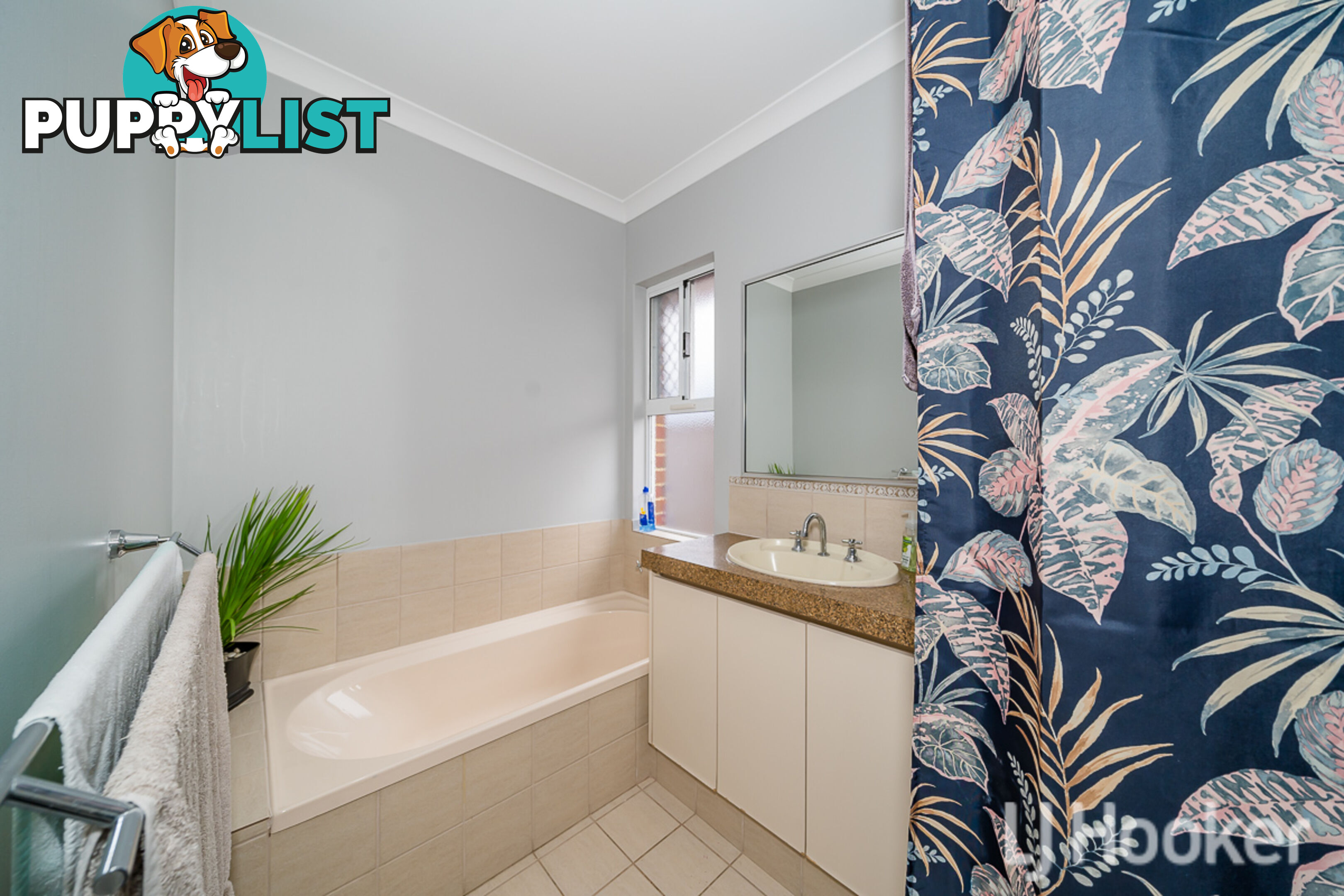 4 Seaspray Place WAIKIKI WA 6169