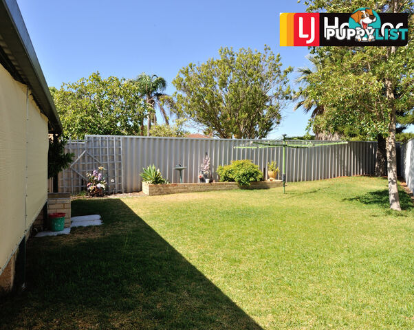 12 Yarra Close COOLOONGUP WA 6168