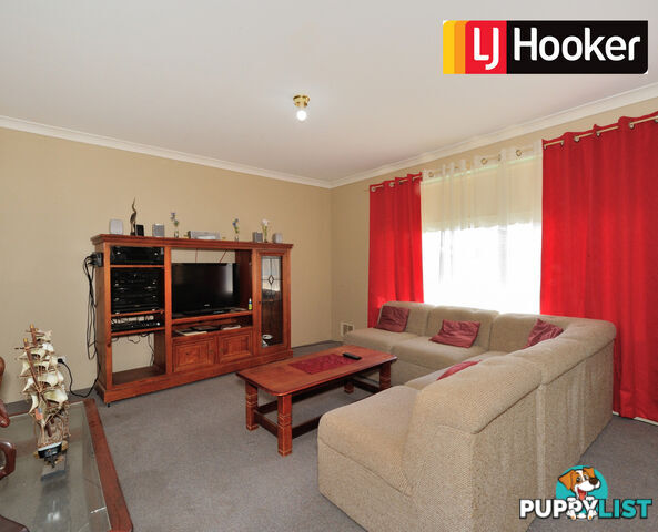 12 Yarra Close COOLOONGUP WA 6168