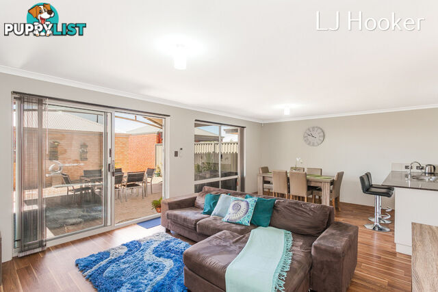 18 Wolfson Way PIARA WATERS WA 6112