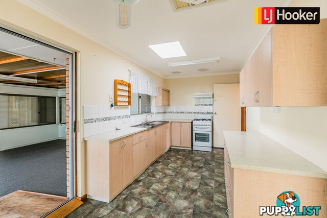 5 Peron Close COOLOONGUP WA 6168