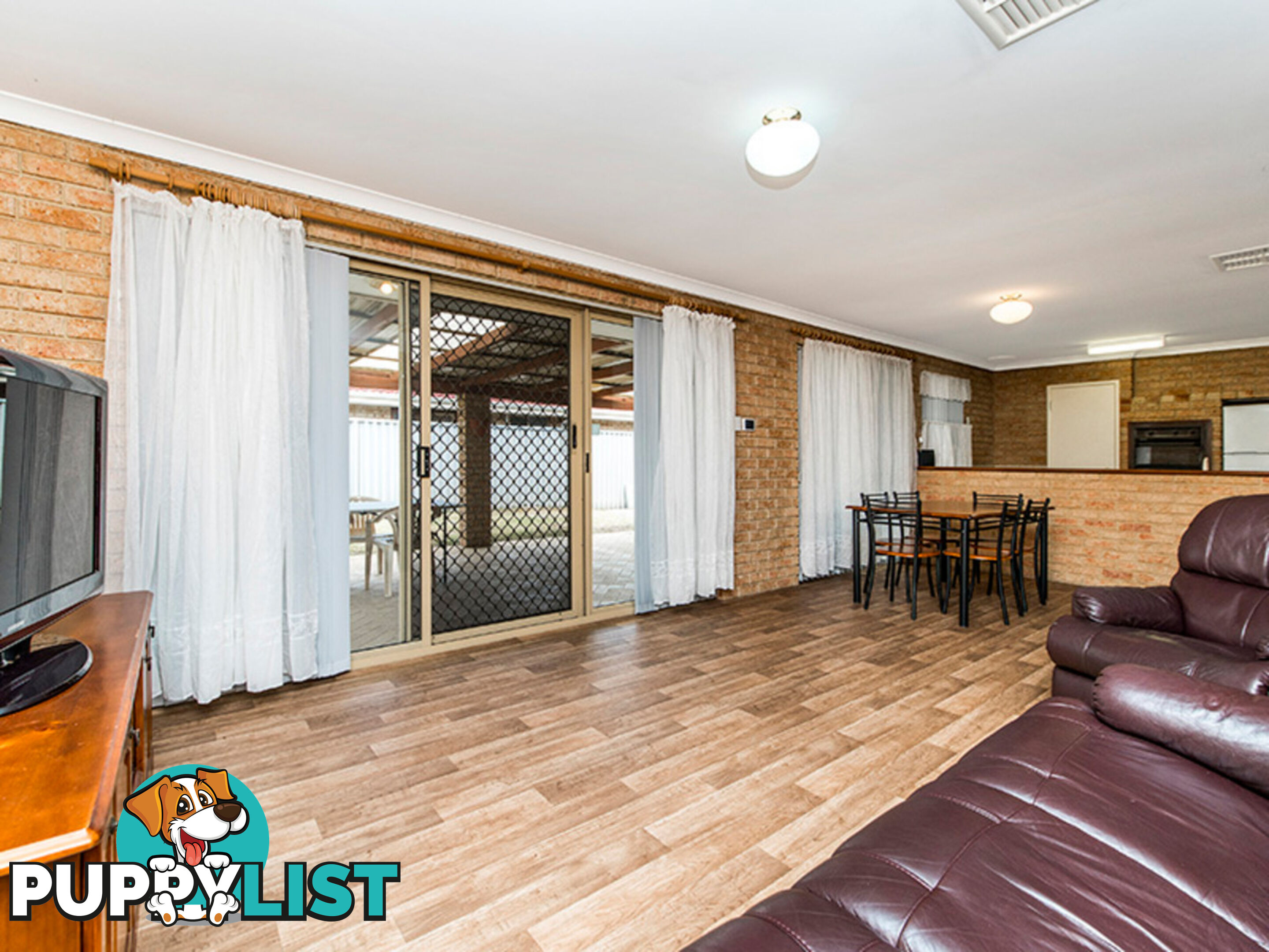 13 Woodbridge Drive COOLOONGUP WA 6168