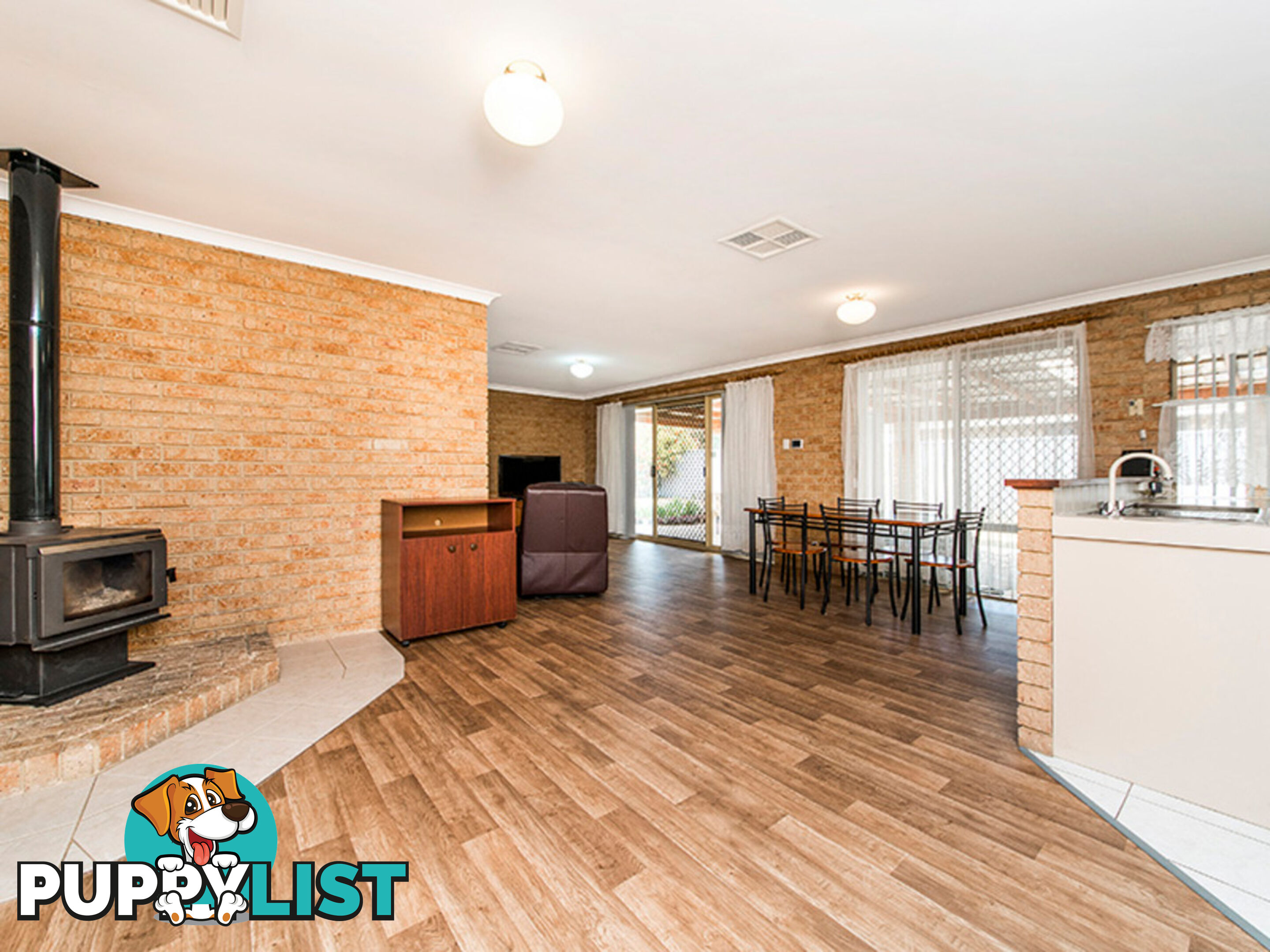 13 Woodbridge Drive COOLOONGUP WA 6168