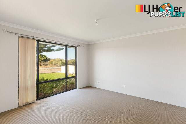 64 Bancoura Parkway SECRET HARBOUR WA 6173