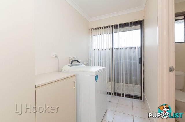 52 Cuthbertson Way COOLOONGUP WA 6168