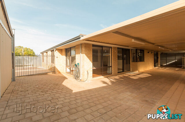 52 Cuthbertson Way COOLOONGUP WA 6168