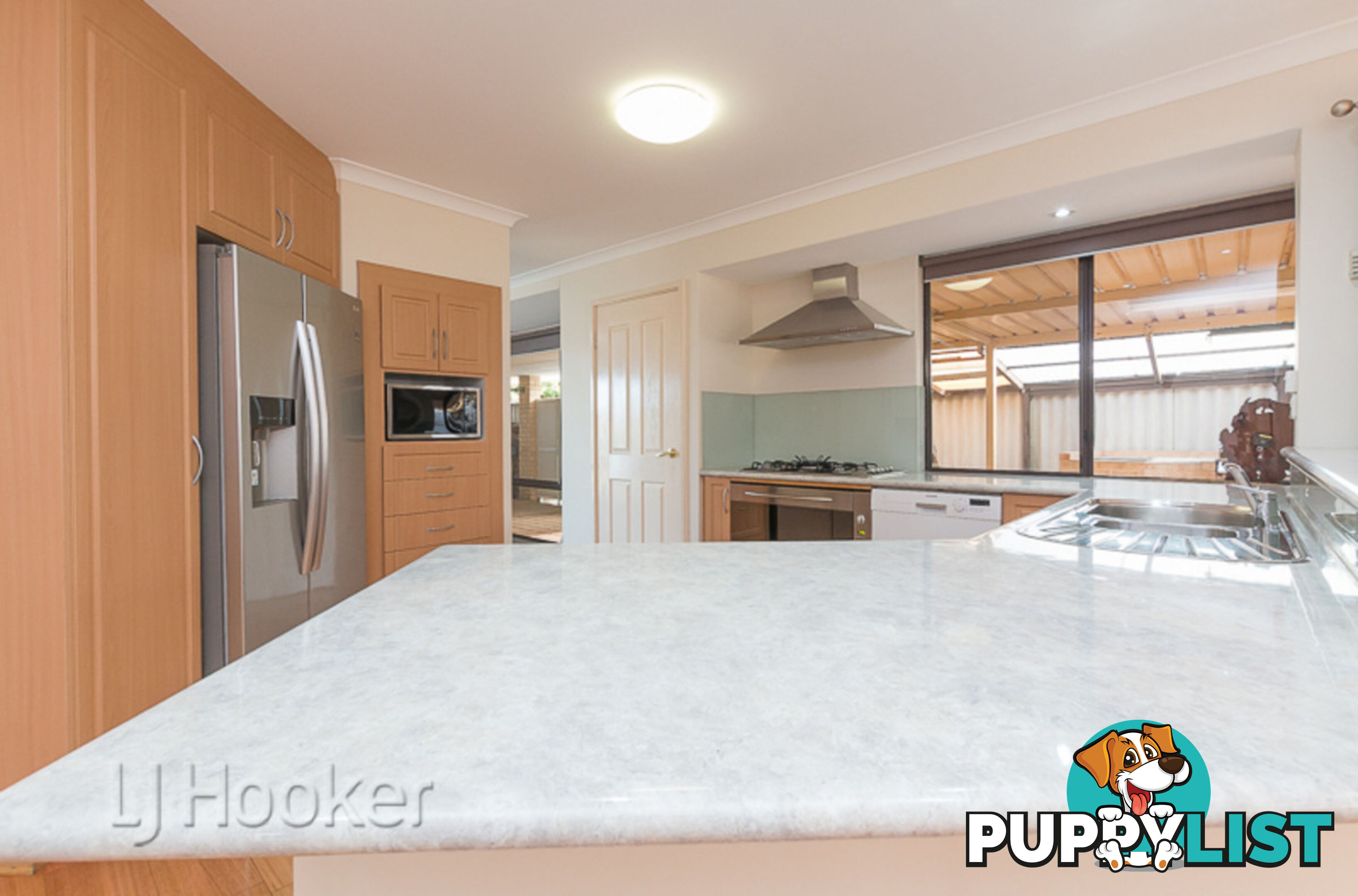 52 Cuthbertson Way COOLOONGUP WA 6168