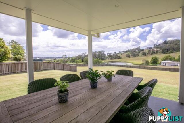 5 Hughes Place VALDORA QLD 4561