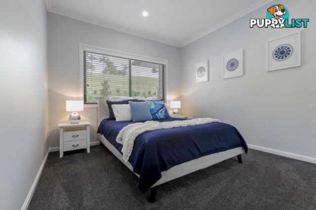 5 Hughes Place VALDORA QLD 4561