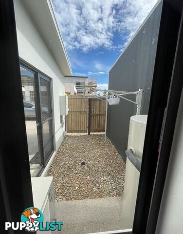 PALMVIEW QLD 4553