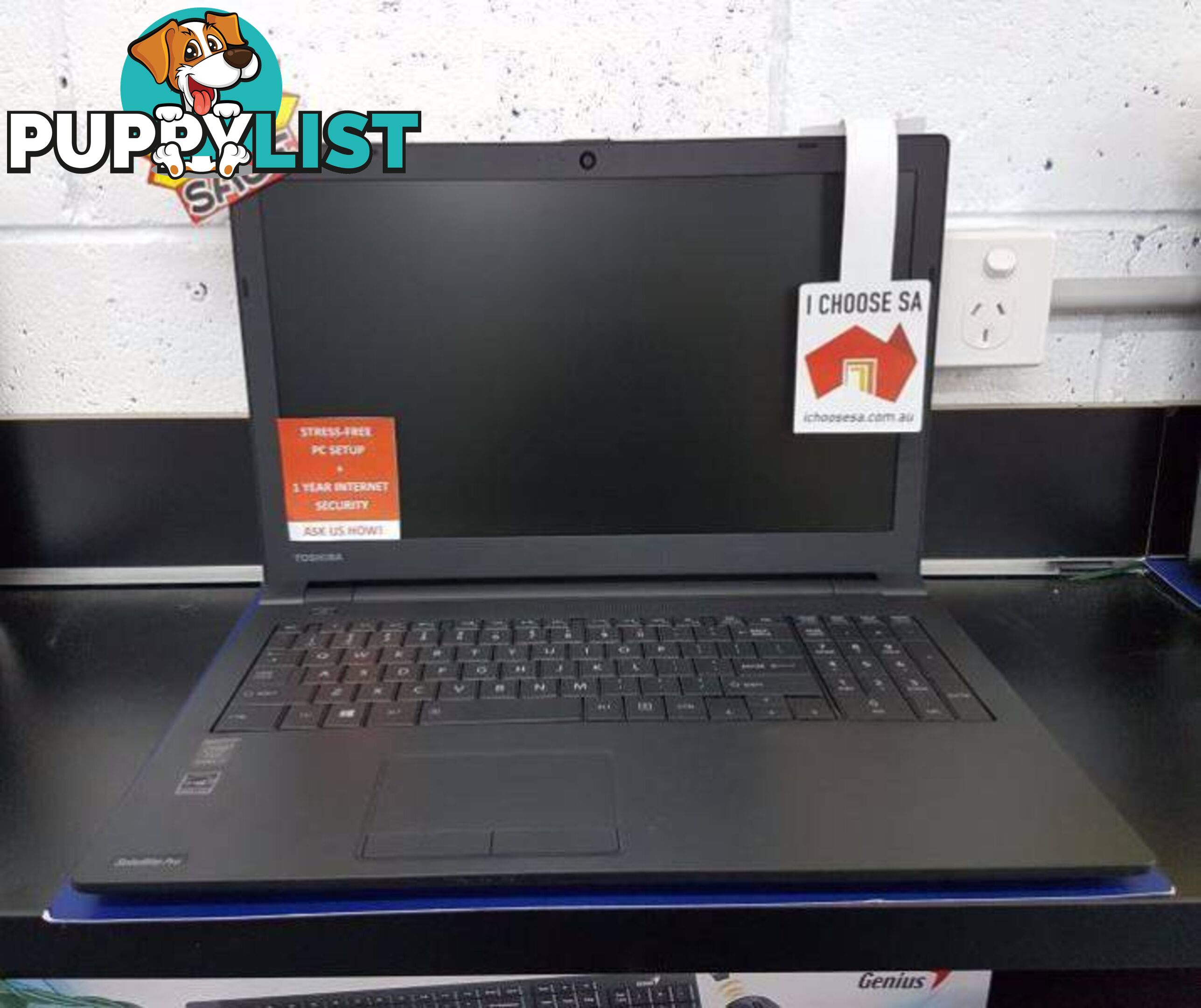 TOSHIBA R50-B, Intel Core i7, 4GB RAM, 750GB HDD, Intel, Win10