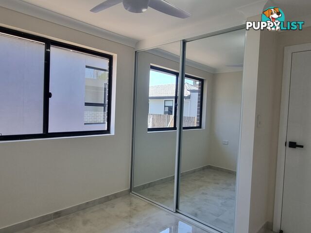 1/5 Alcoomie Street VILLAWOOD NSW 2163