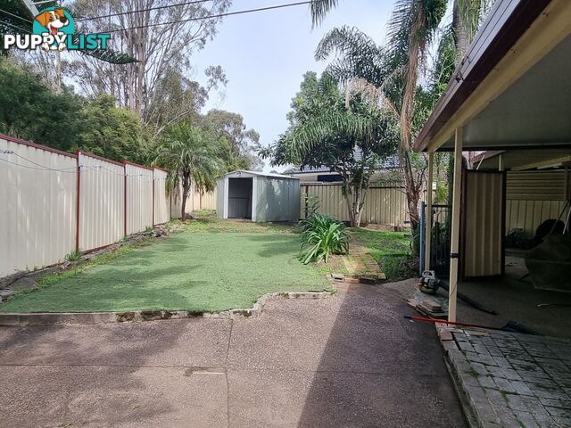 8 Willow Place BASS HILL NSW 2197