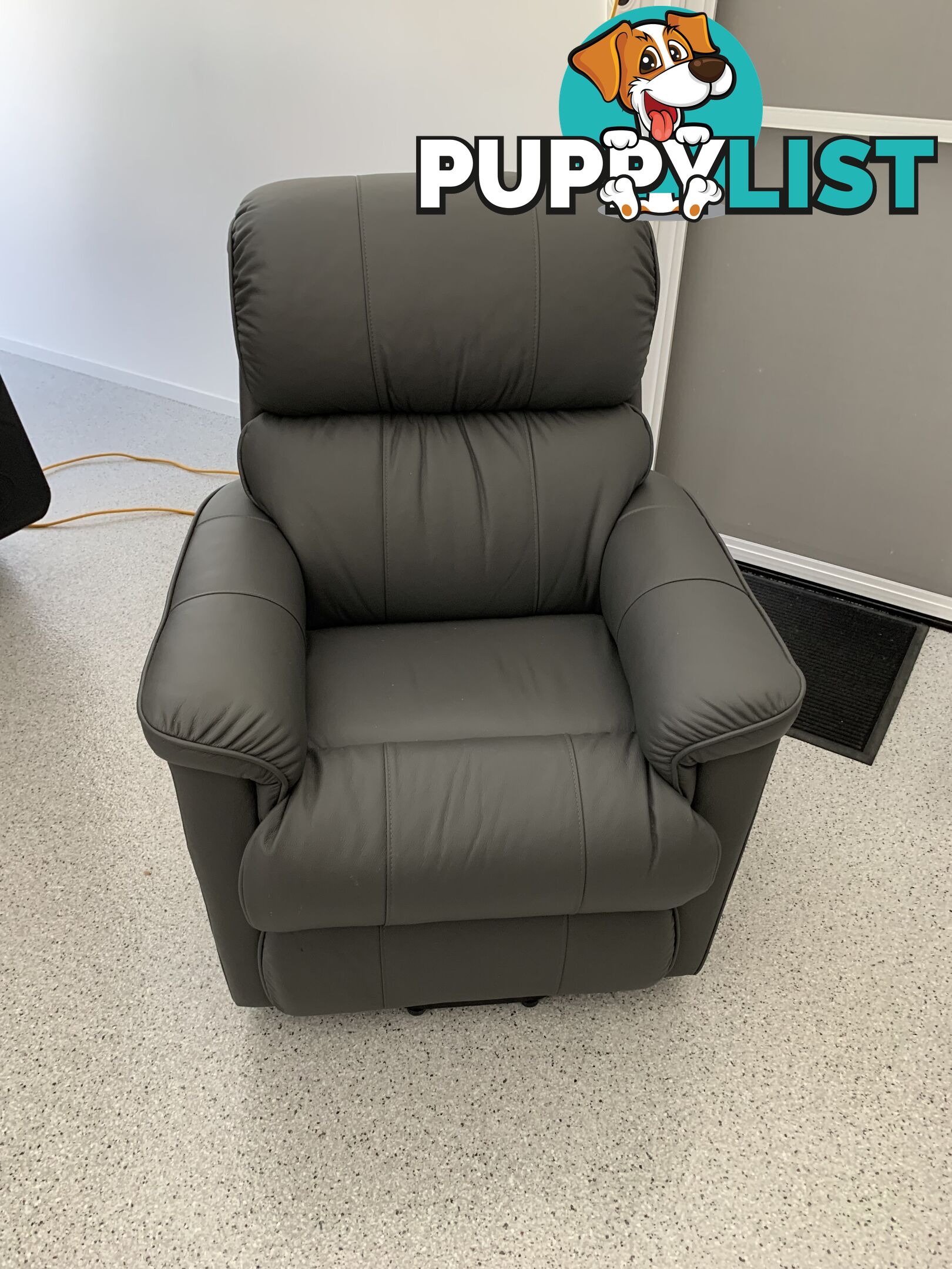 La-Z-Boy Stanley Power Lift Leather Chair
