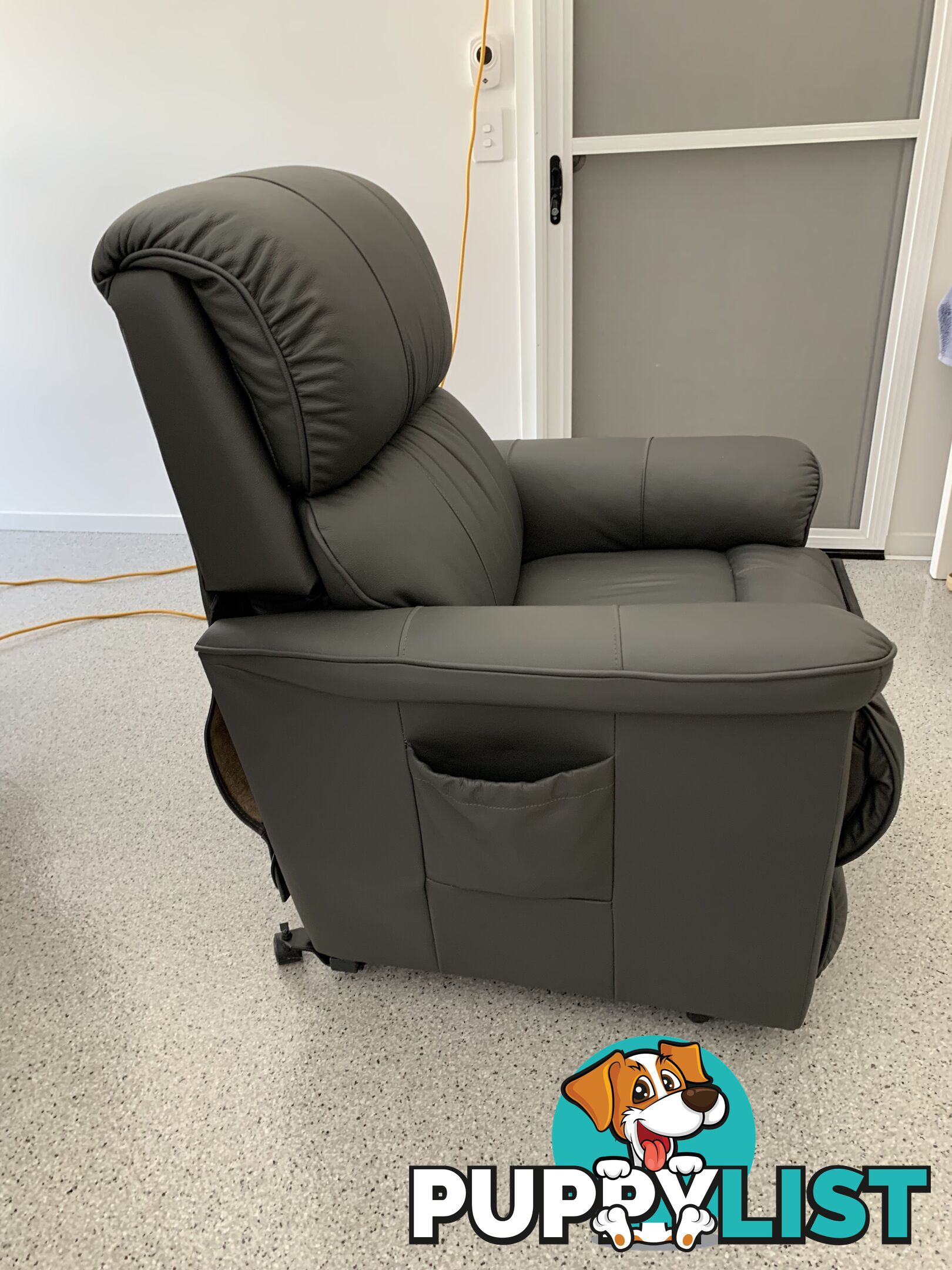 La-Z-Boy Stanley Power Lift Leather Chair