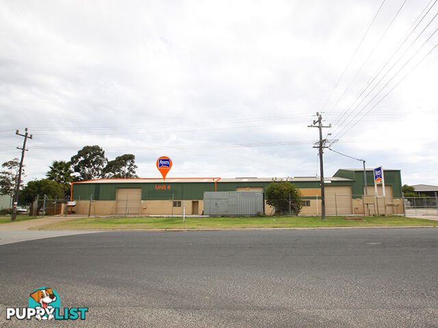 25 Mosey St Landsdale WA 6065