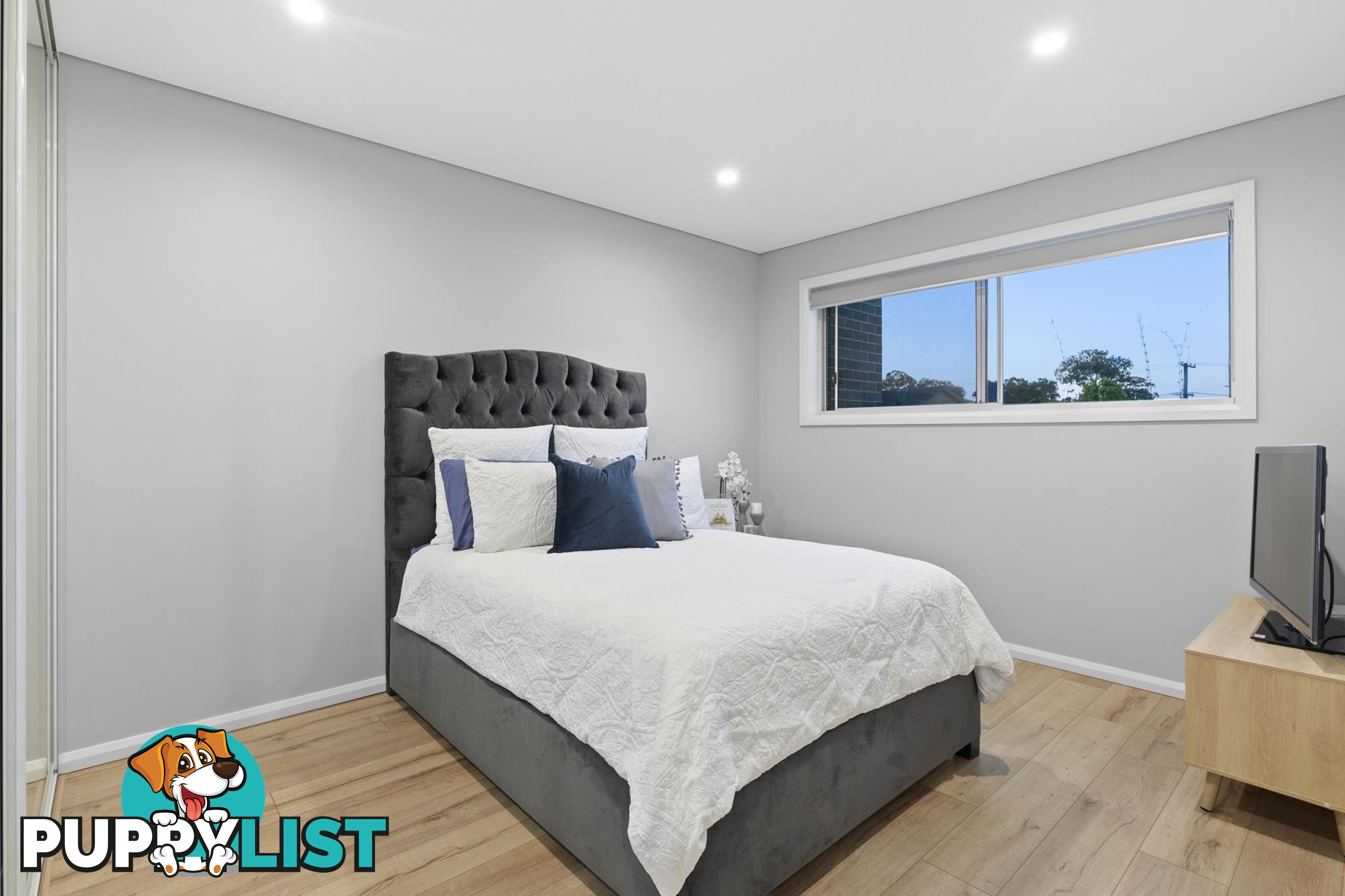 22 Marina Crescent GREENACRE NSW 2190