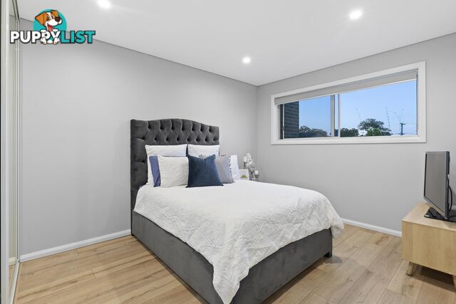 22 Marina Crescent GREENACRE NSW 2190