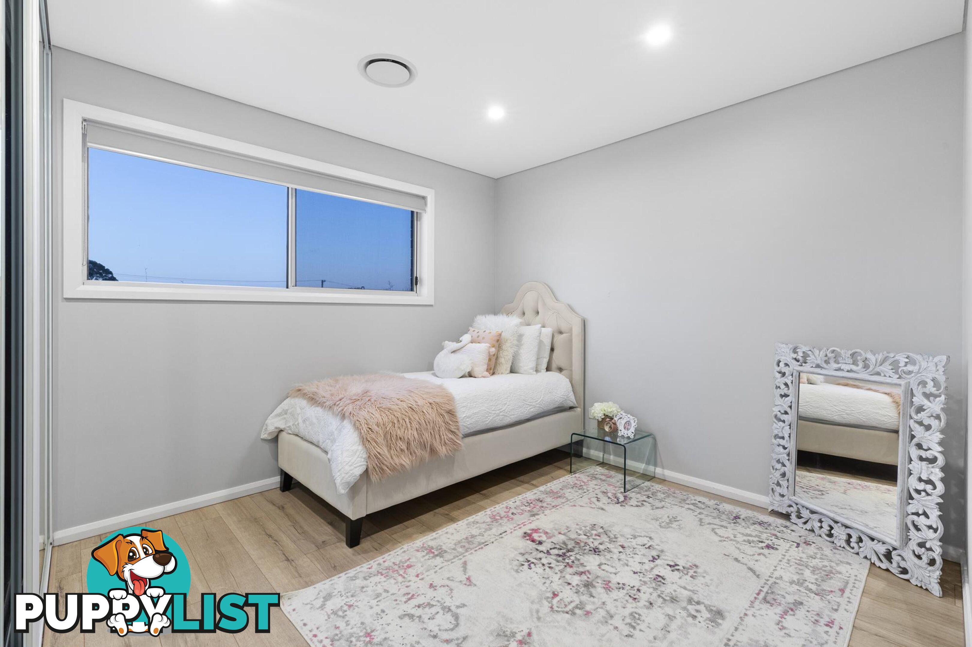 22 Marina Crescent GREENACRE NSW 2190