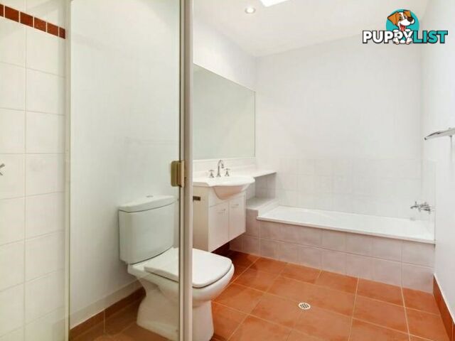 43/1 Poinsettia Court MOOLOOLABA QLD 4557