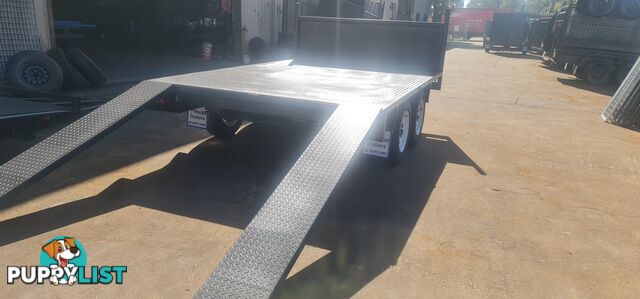 10Ã7 TABLE TOP TRAILER WITH ELECTRIC BRAKES ON FOUR WHEELS 2800KGS GVM