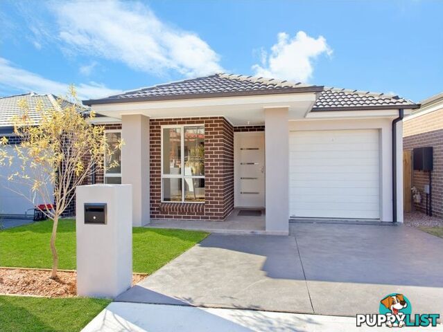 36 Summerland Crescent COLEBEE NSW 2761