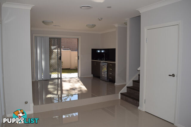 5 Sharada Glade WOODCROFT NSW 2767