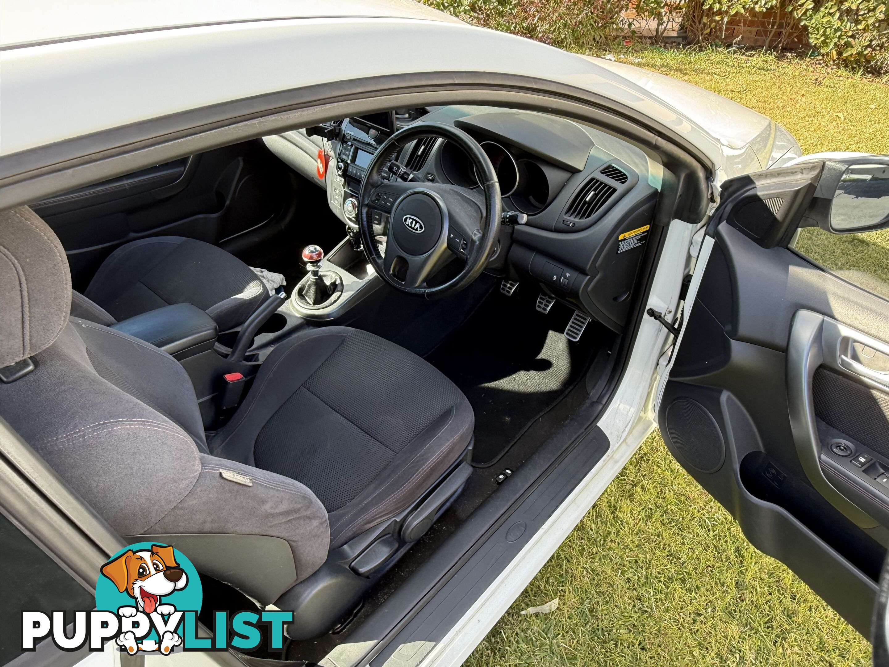 2010 KIA Koup Coupe Manual