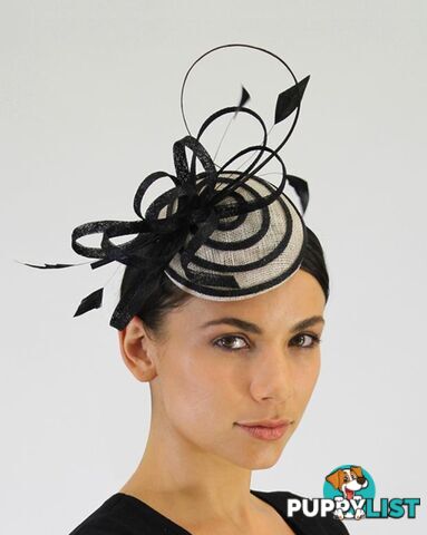 JENDI Black Circles Fascinator