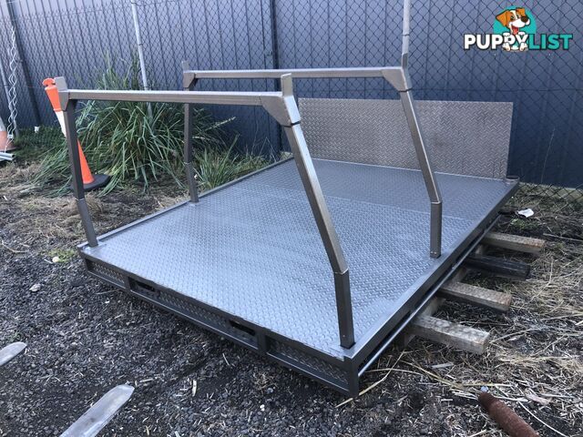 Steel ute tray body