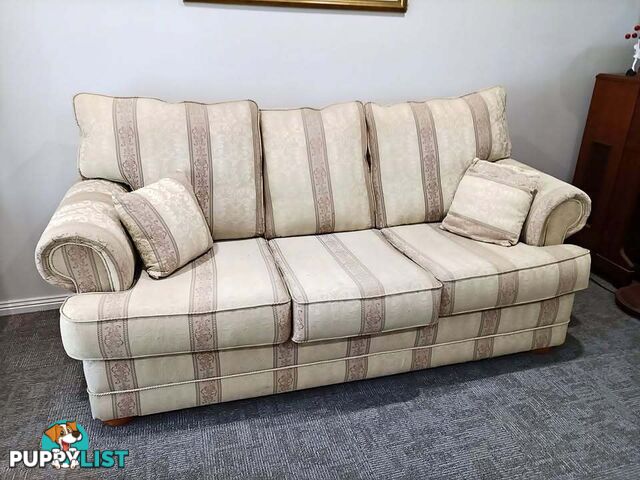Lounge Suite (3 Seater)