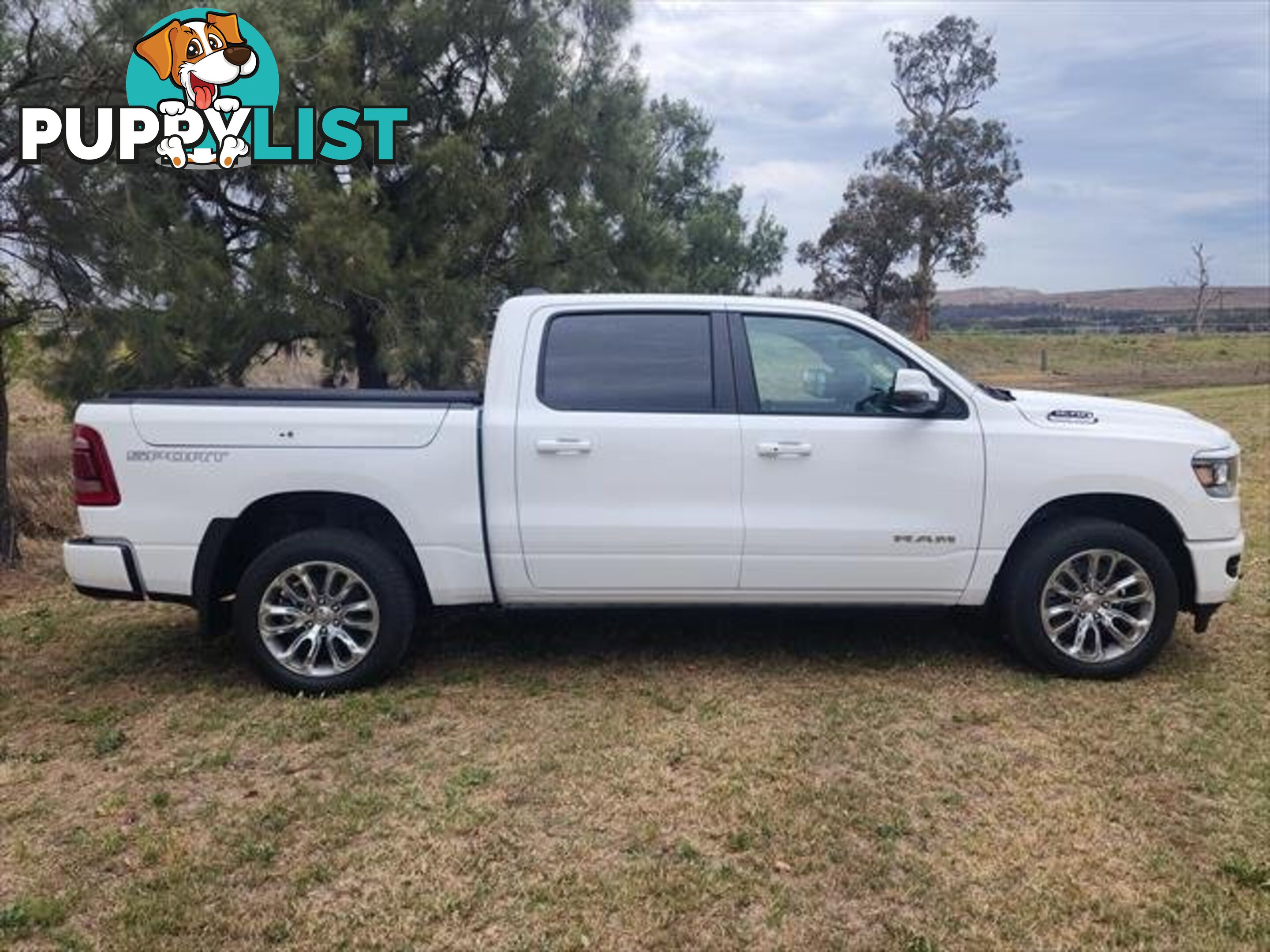 2023 RAM 1500 LARAMIE SPORT RAMBOX DT MY23 4X4 DUAL RANGE UTILITY - DUAL CAB - SHORT WHEELBASE