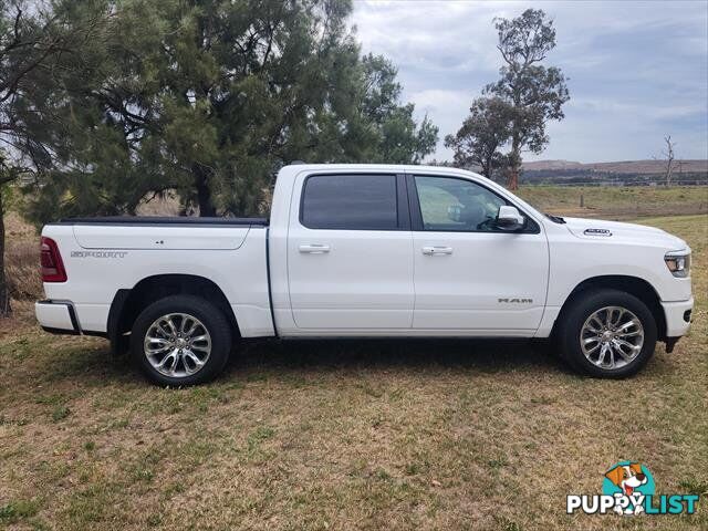 2023 RAM 1500 LARAMIE SPORT RAMBOX DT MY23 4X4 DUAL RANGE UTILITY - DUAL CAB - SHORT WHEELBASE