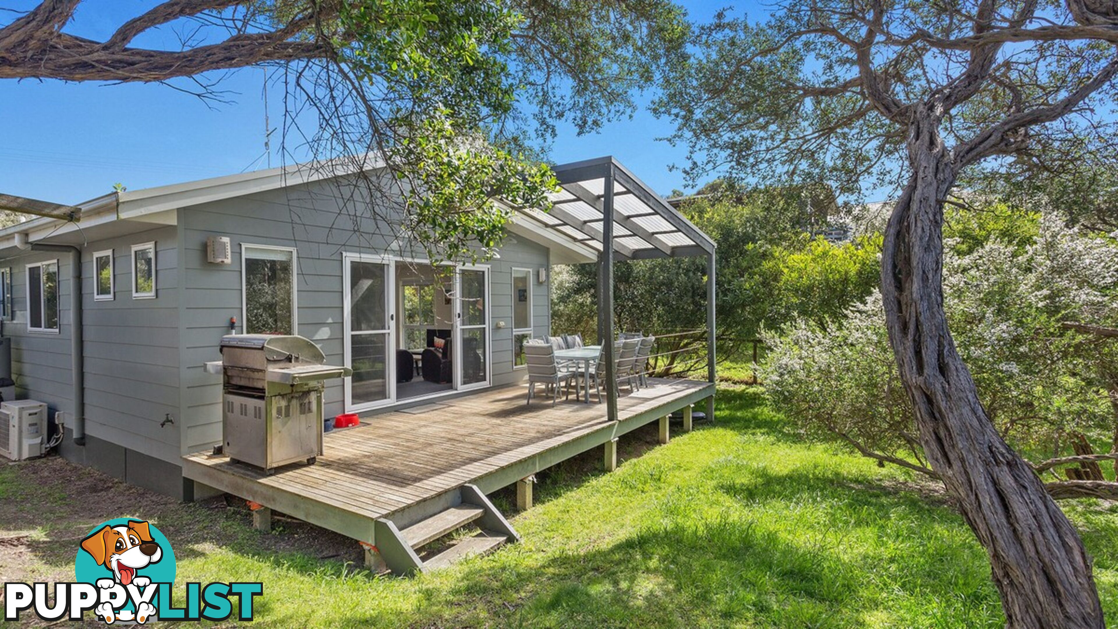 17 Beach Pde SANDY POINT VIC 3959