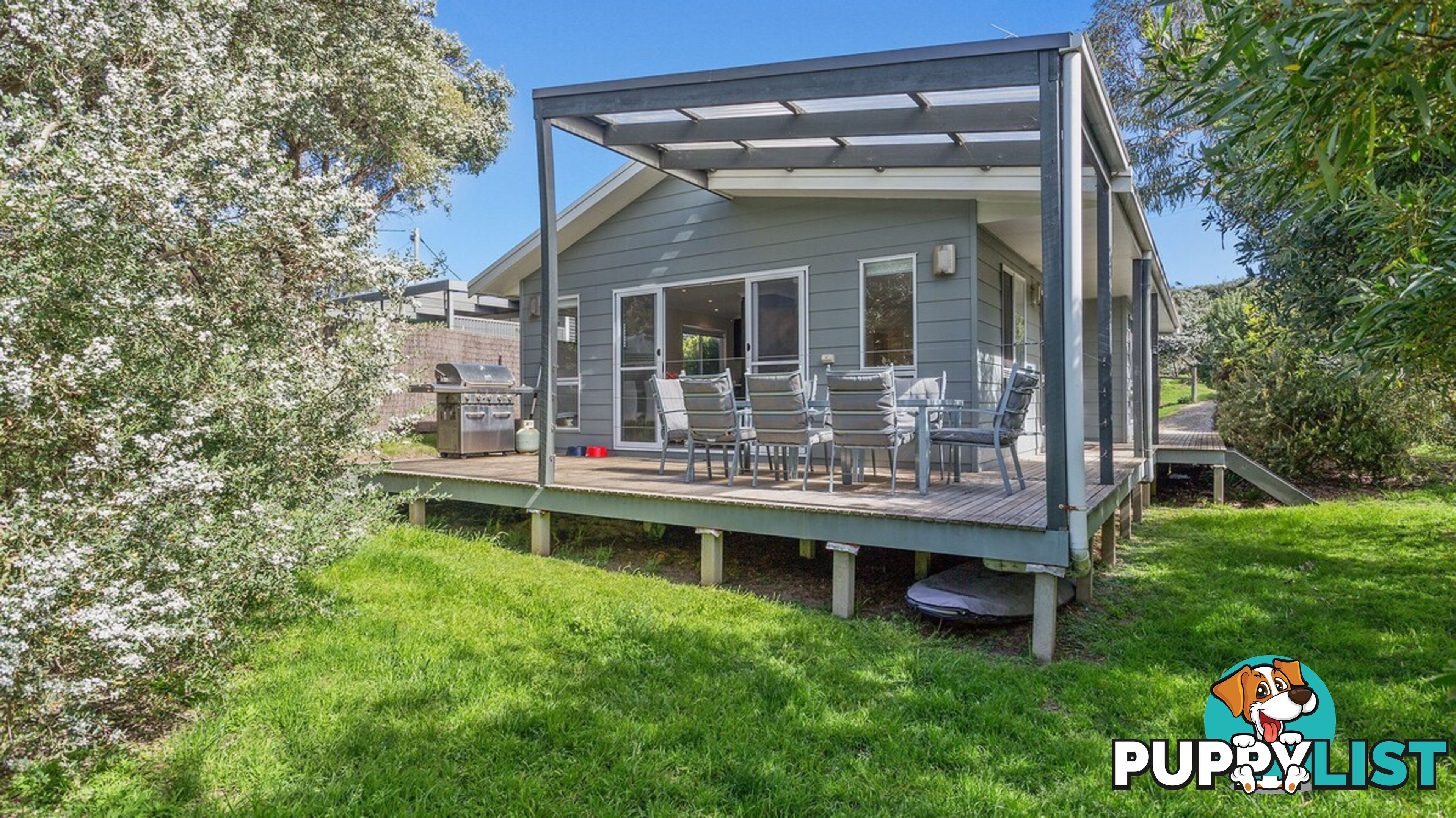 17 Beach Pde SANDY POINT VIC 3959