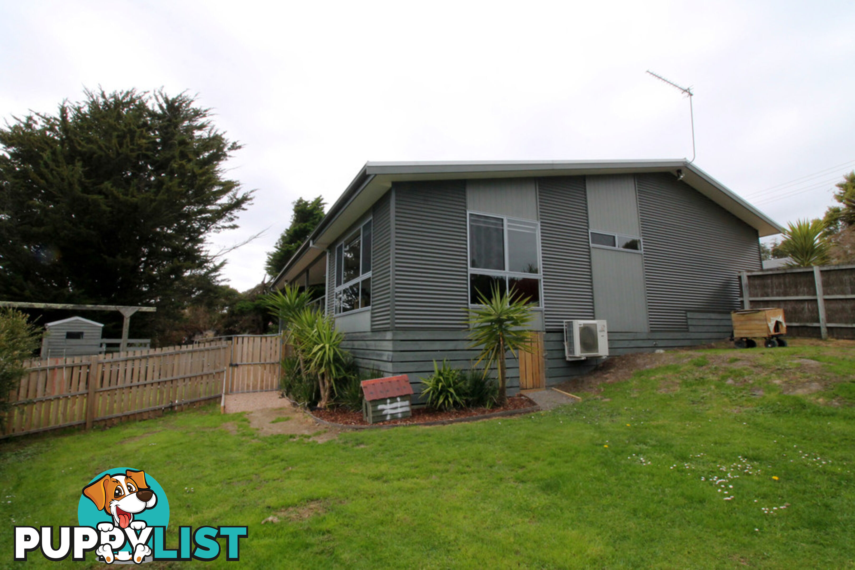 16 Gibbs St FOSTER VIC 3960