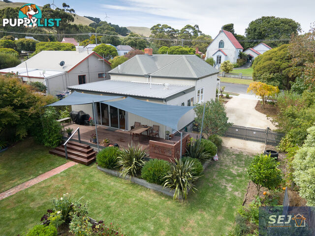 8 Dutton St TOORA VIC 3962