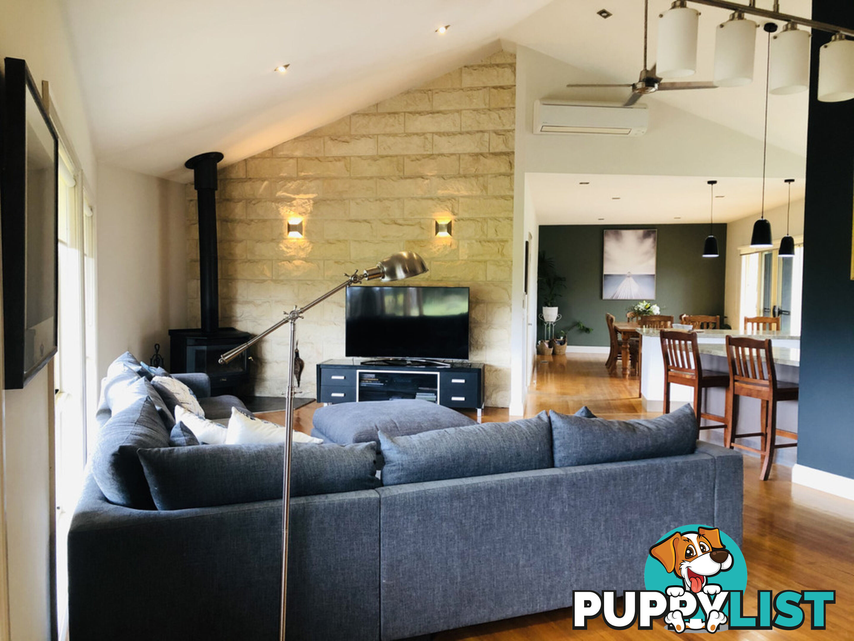 112 Fish Creek - Waratah Rd WARATAH BAY VIC 3959