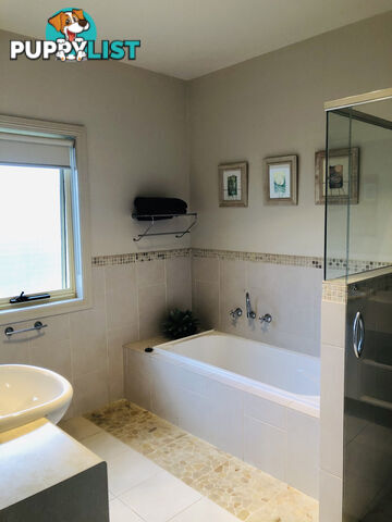 112 Fish Creek - Waratah Rd WARATAH BAY VIC 3959