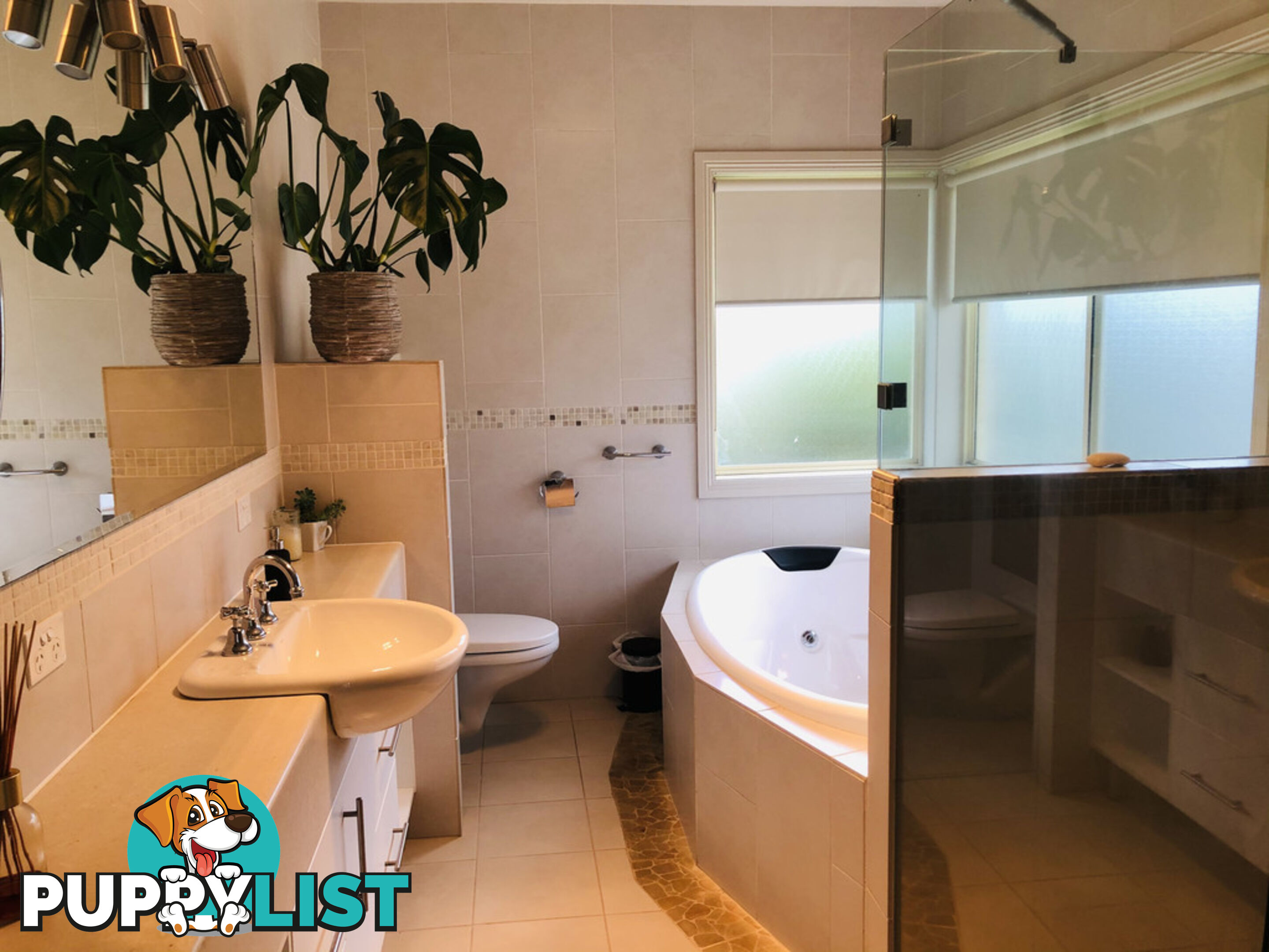 112 Fish Creek - Waratah Rd WARATAH BAY VIC 3959