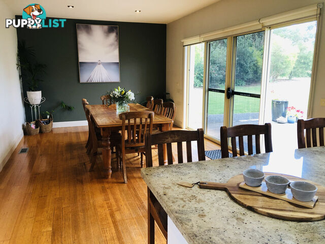 112 Fish Creek - Waratah Rd WARATAH BAY VIC 3959