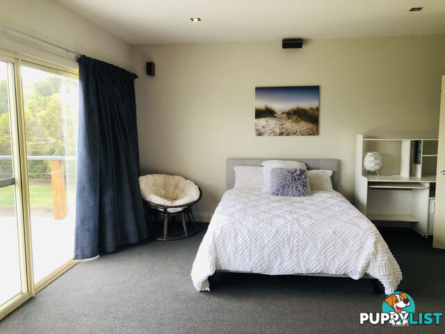 112 Fish Creek - Waratah Rd WARATAH BAY VIC 3959