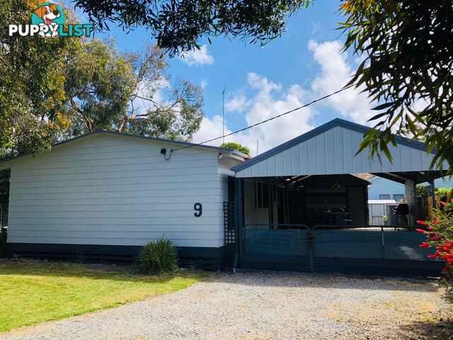 9 Moongana St WARATAH BAY VIC 3959