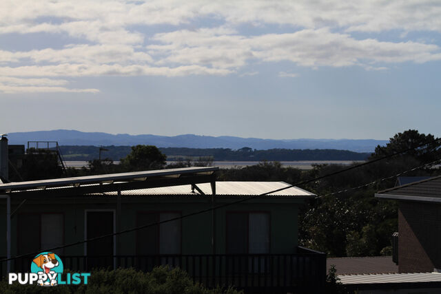 42 Oceanview Pde SANDY POINT VIC 3959
