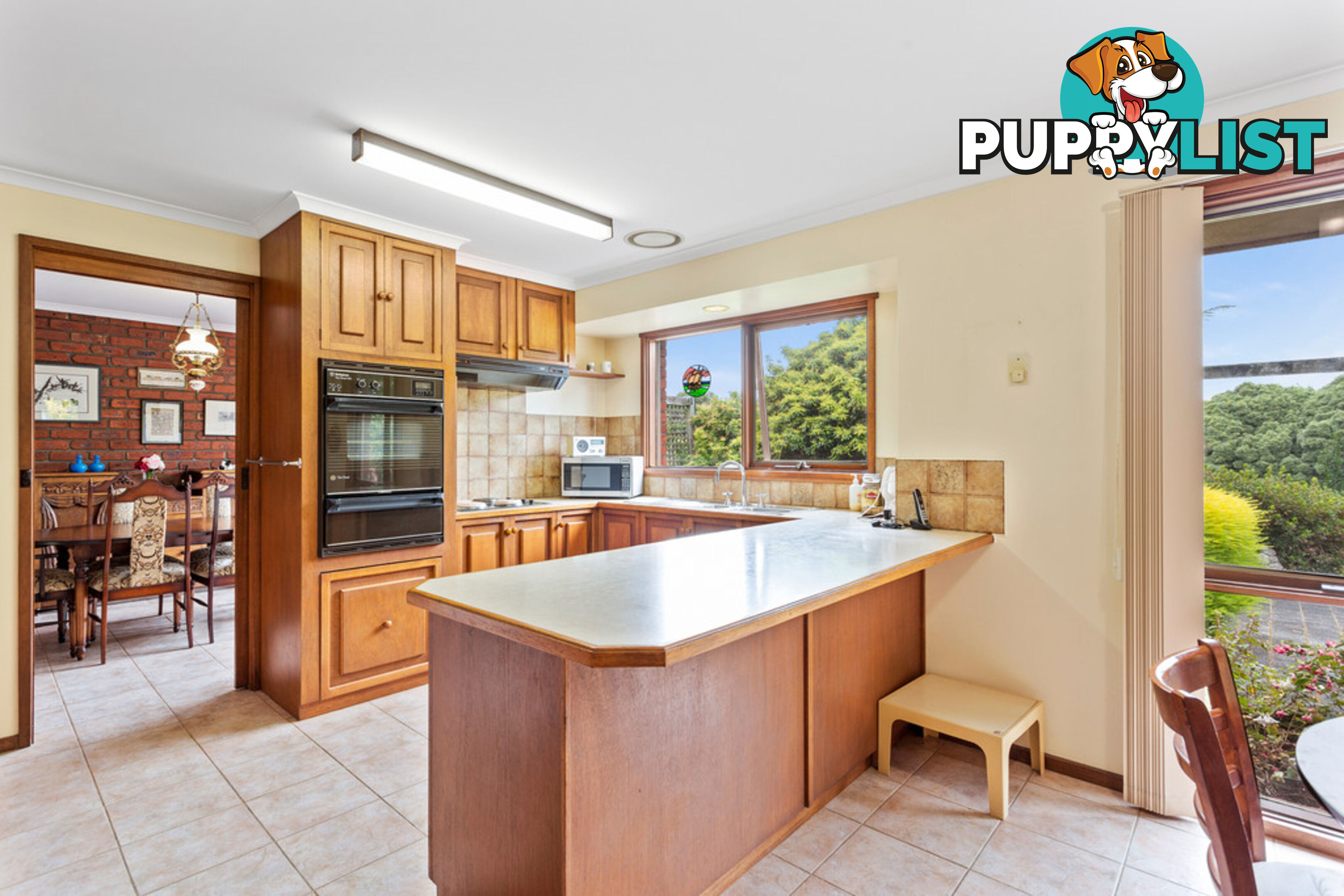 6 Pine Grove WARRAGUL VIC 3820