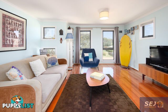 9 Ash Ave SANDY POINT VIC 3959